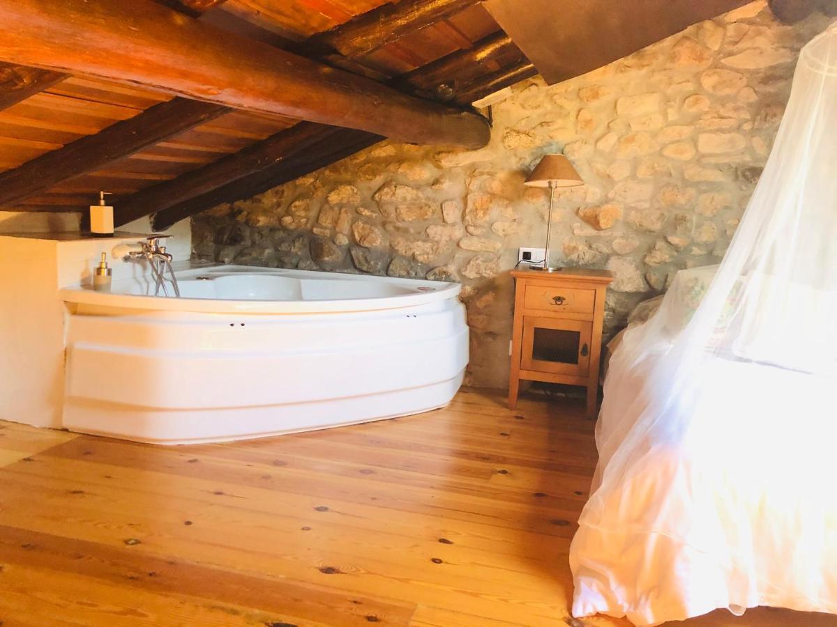 Hdec Hosteria De Castaneda Alojamiento Turistico Puente Viesgo Exteriör bild